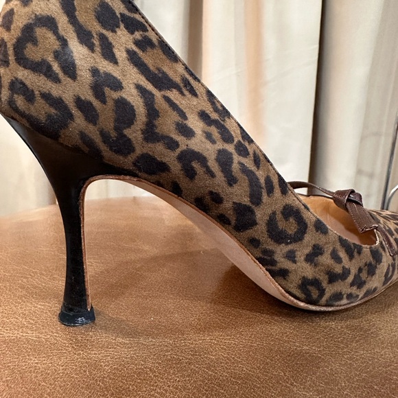 Manolo Blahnik Brown Leopard Heels size 7.5 - Picture 8 of 9